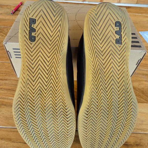 RAD One V1 black & gum M10.5 W12 - Picture 4 of 6